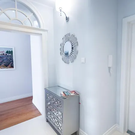 Ξενοδοχείο Apartament Barbara Κατοβίτσε